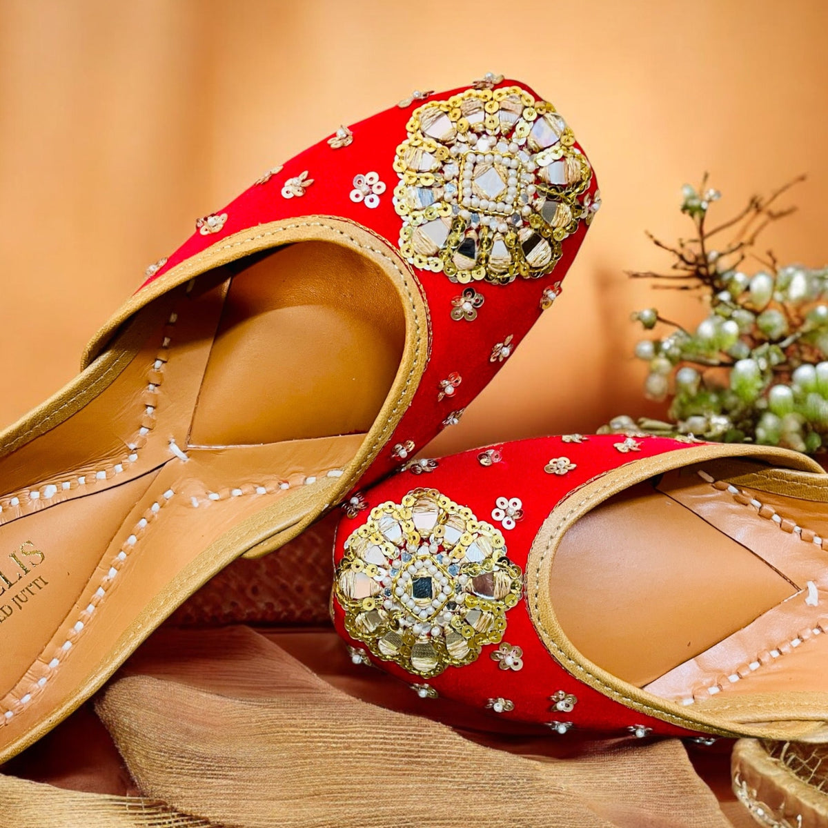 Jasmine Red Vegan Jutti