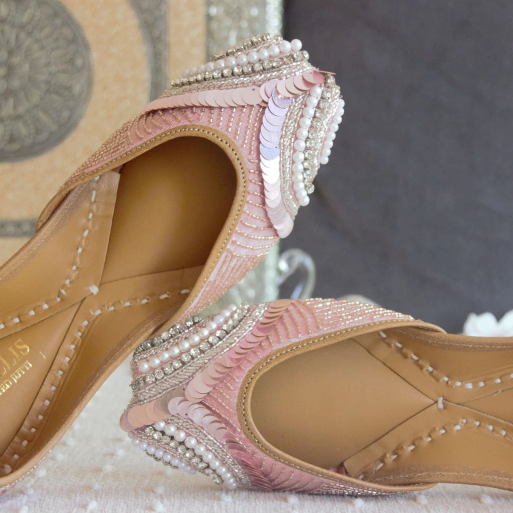 FAIRYTALE-BLUSH: Handcrafted Blush Pink Leather Punjabi Jutti 