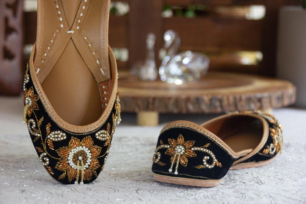 Black_Gold_Jutti