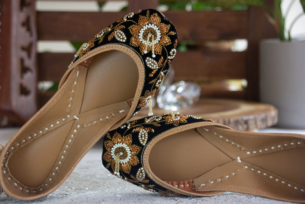 Black_Gold_Jutti