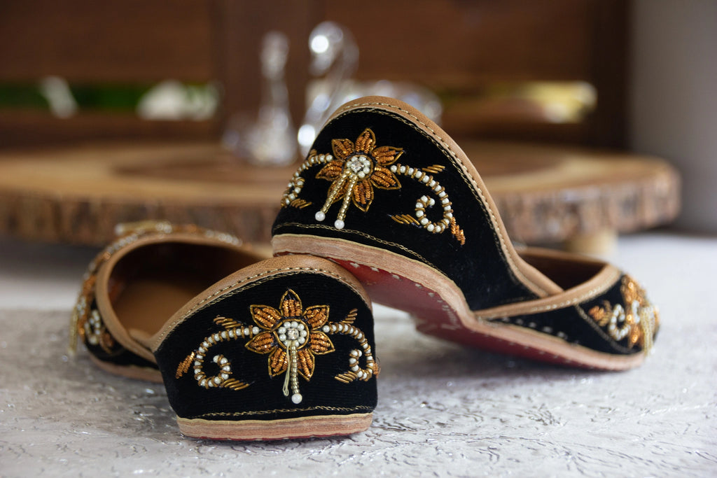 Black_Gold_Jutti