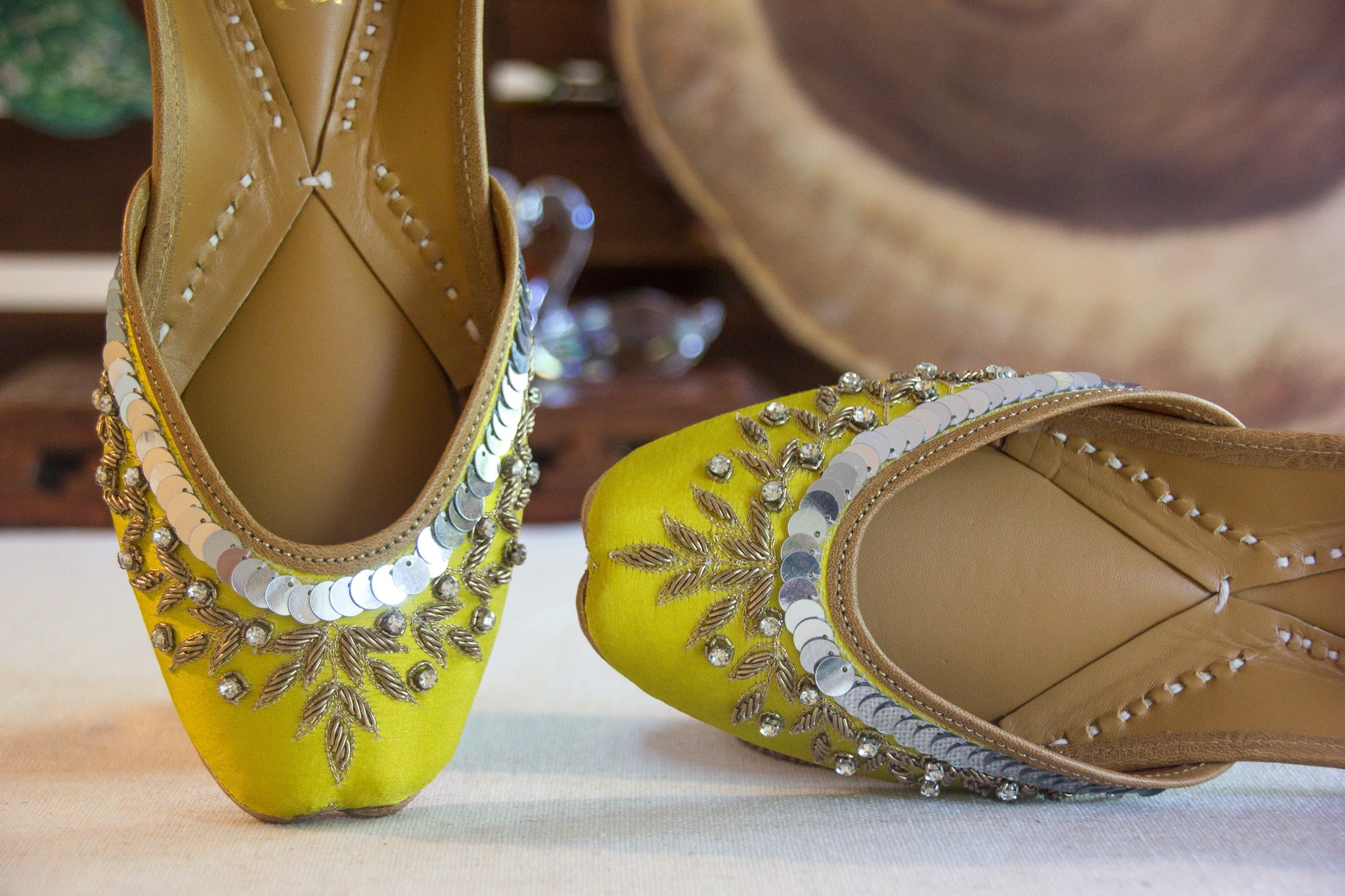 DIAMOND Handcrafted Lemon Green Colour Punjabi Jutti for Ladies