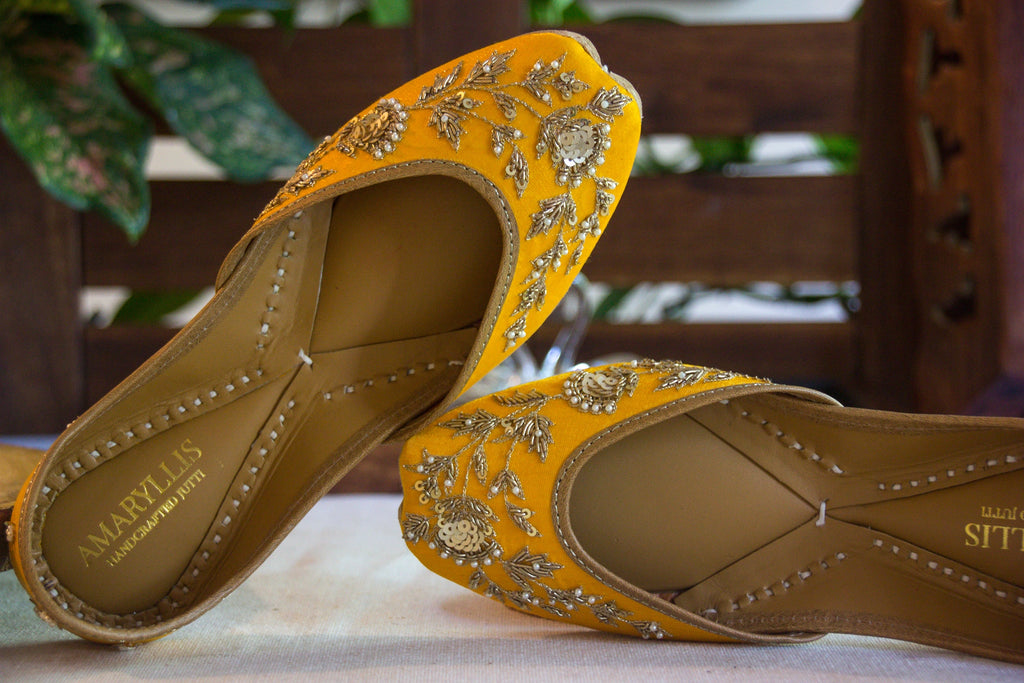 Handcrafted Phillauri Yellow Colour Jutti Online